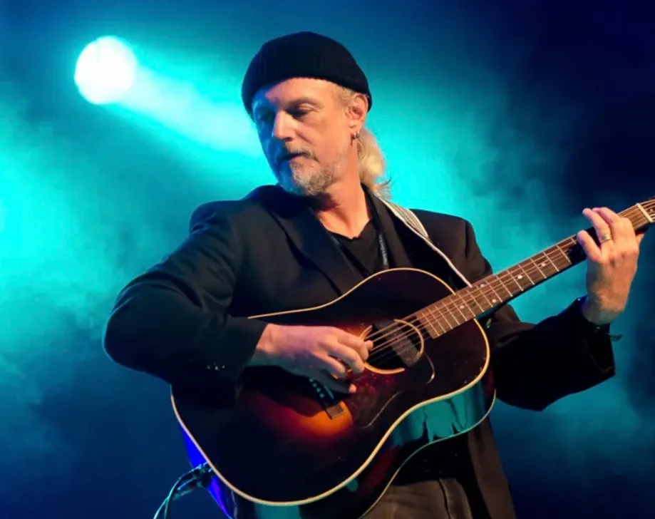 Canadian musician Garnet Rogers returns to Me&Thee Music
