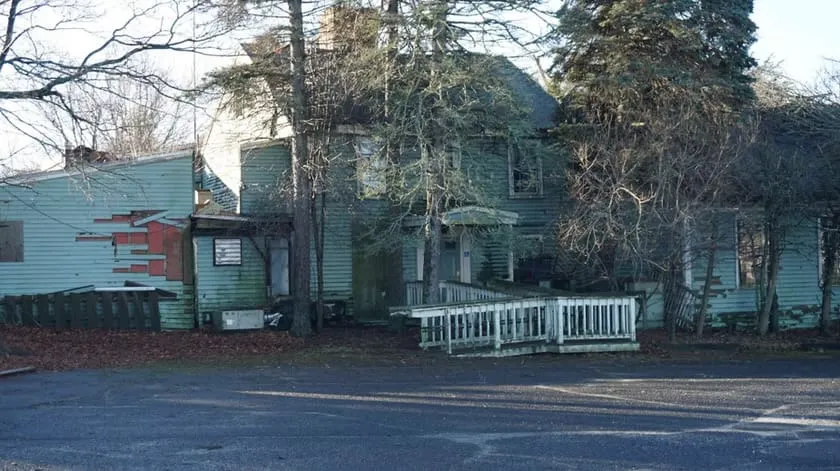 Gen. John Glover’s deteriorating farmhouse earns spot on state endangered list