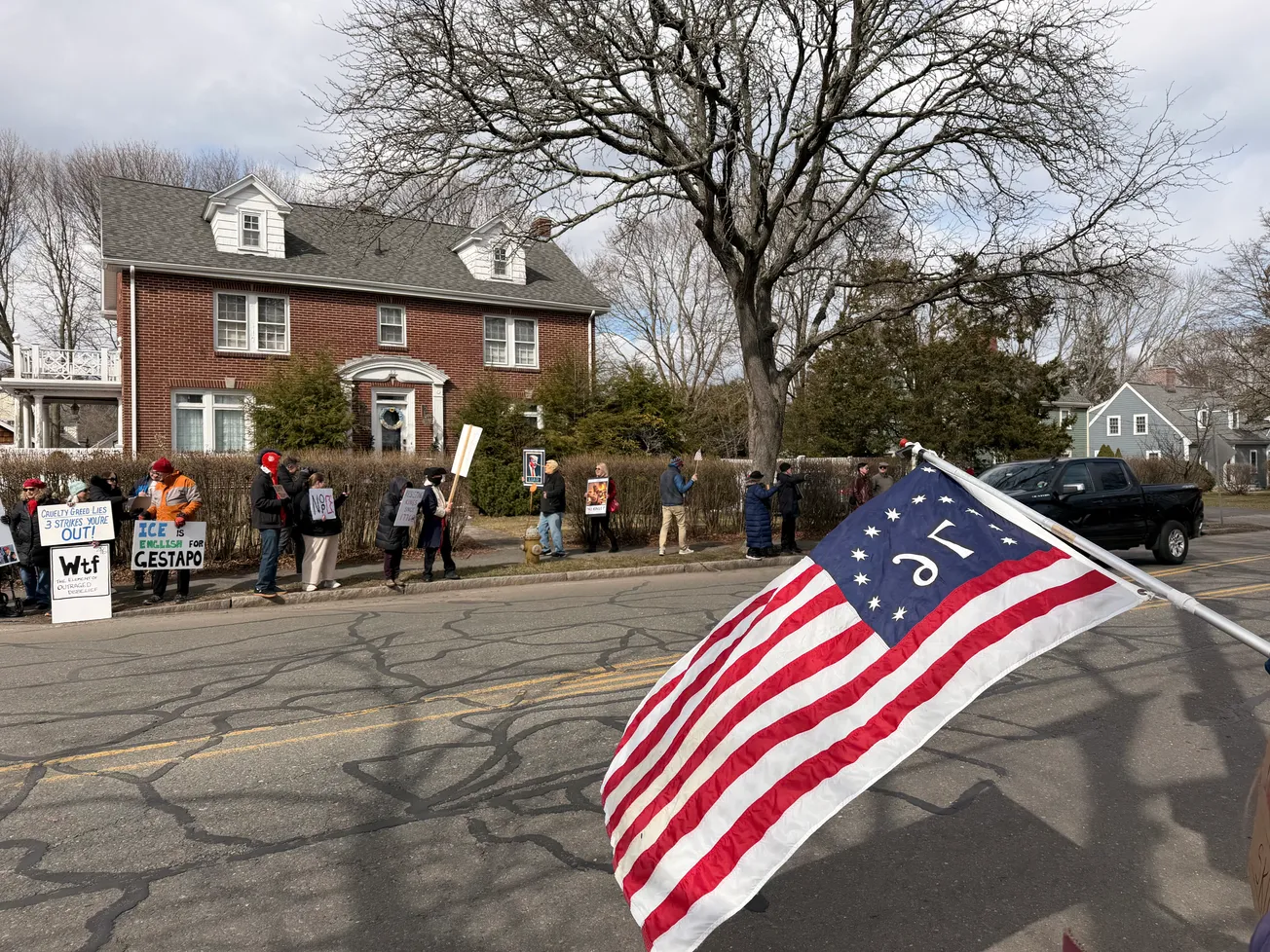 Hundreds rally in Marblehead as 'No Kings' protests sweep the nation