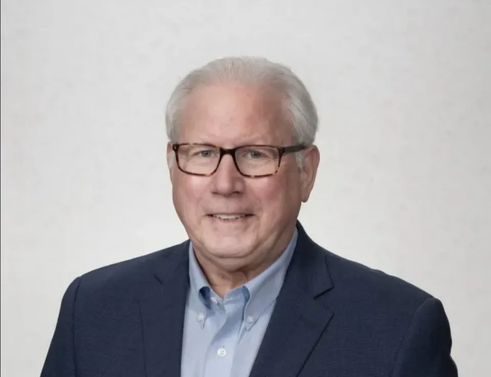 Ousted MMLD general manager sues light commissioners, seeks more than $320,000 over dismissal